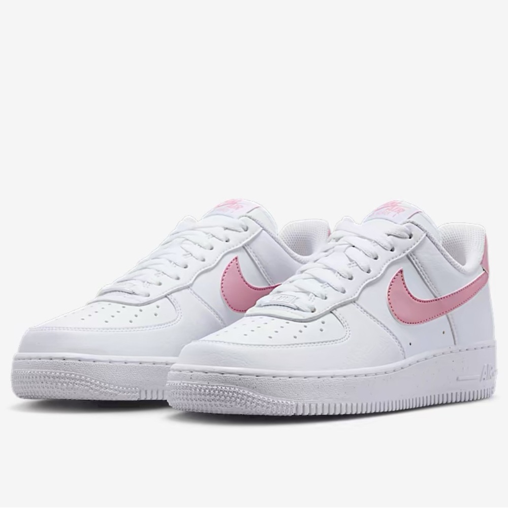 ❌SOLD Locally❌ Nike Women's Sneakers in White and Pink